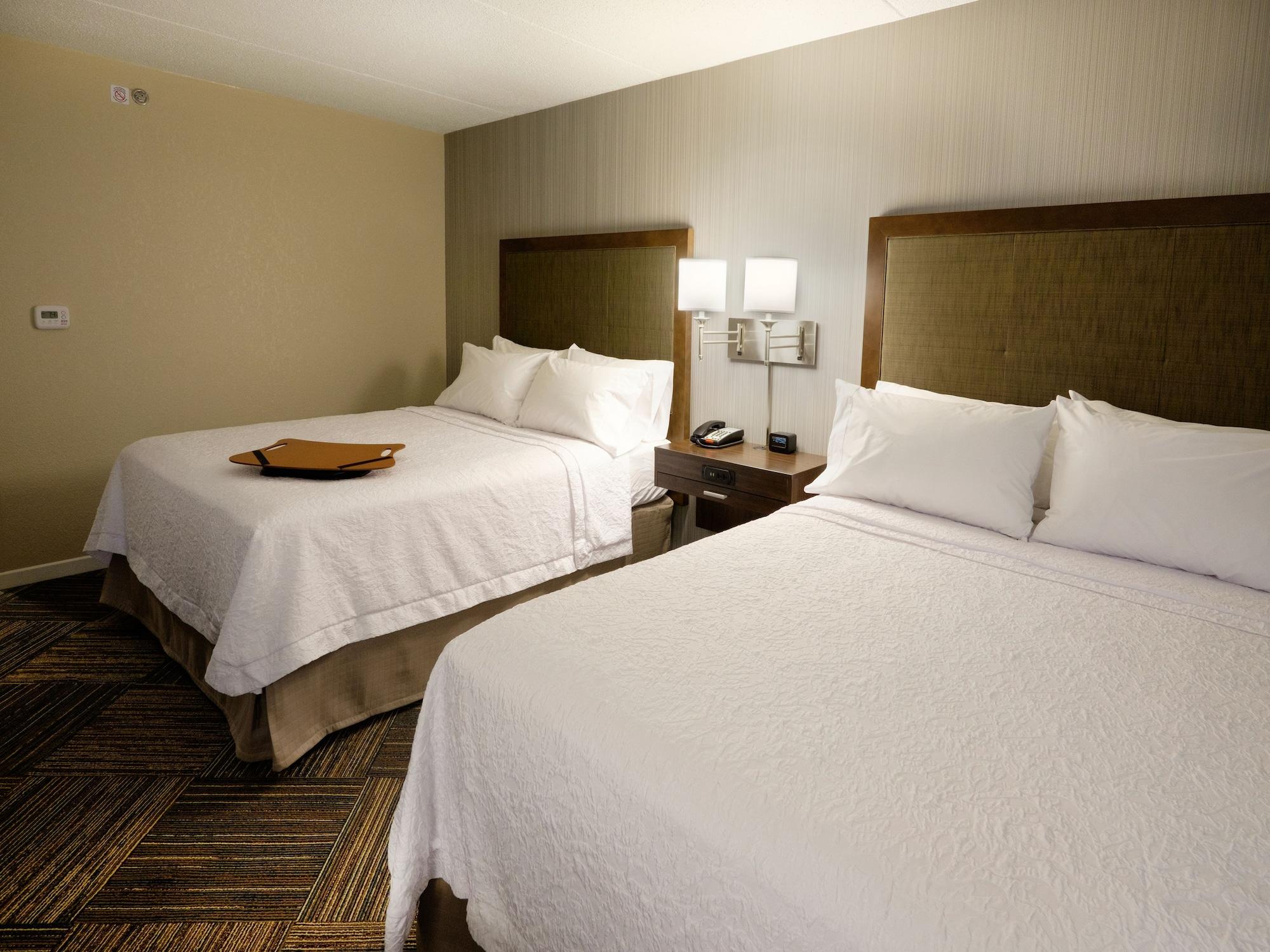 Hampton Inn Green Bay Downtown Zewnętrze zdjęcie