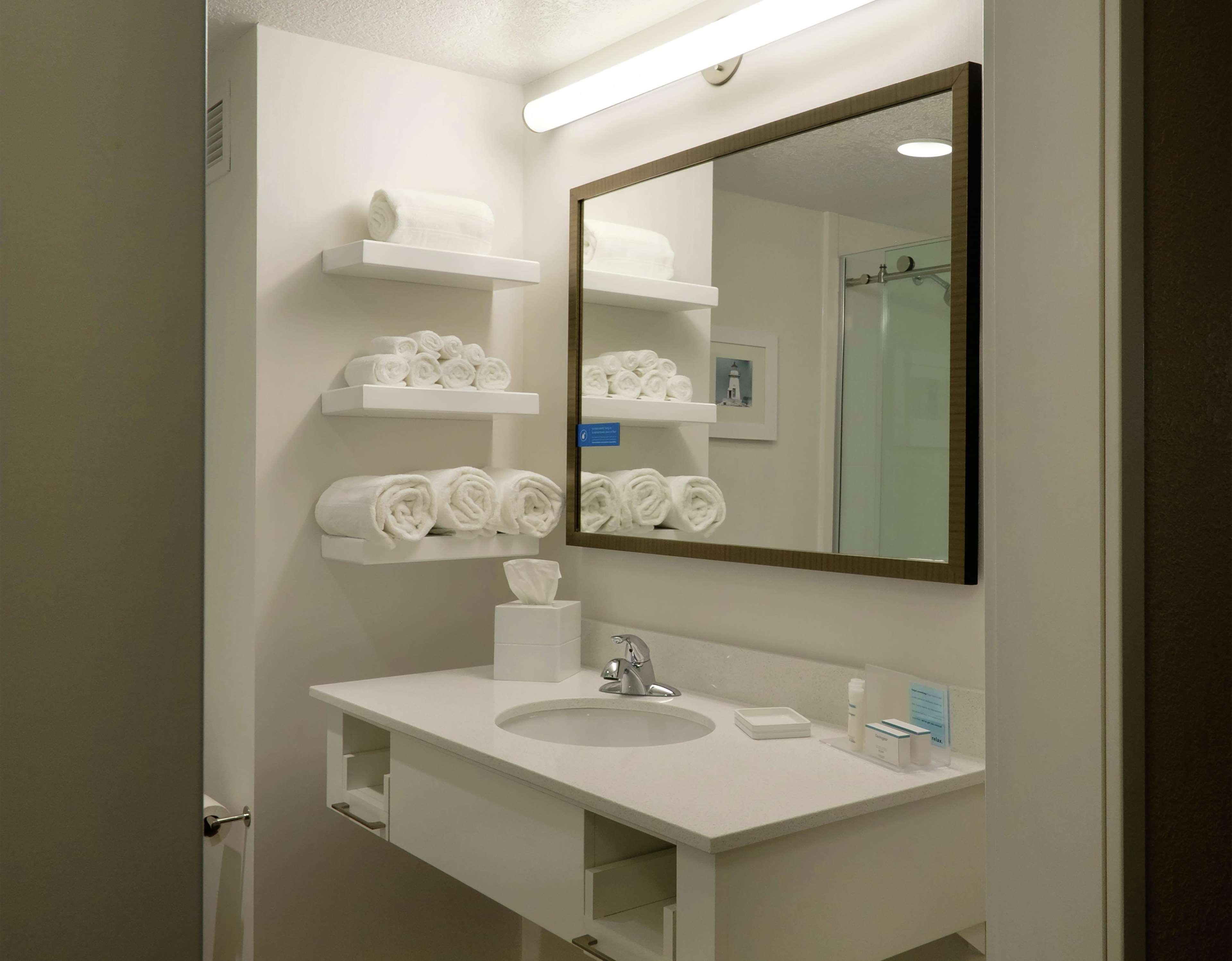 Hampton Inn Green Bay Downtown Zewnętrze zdjęcie