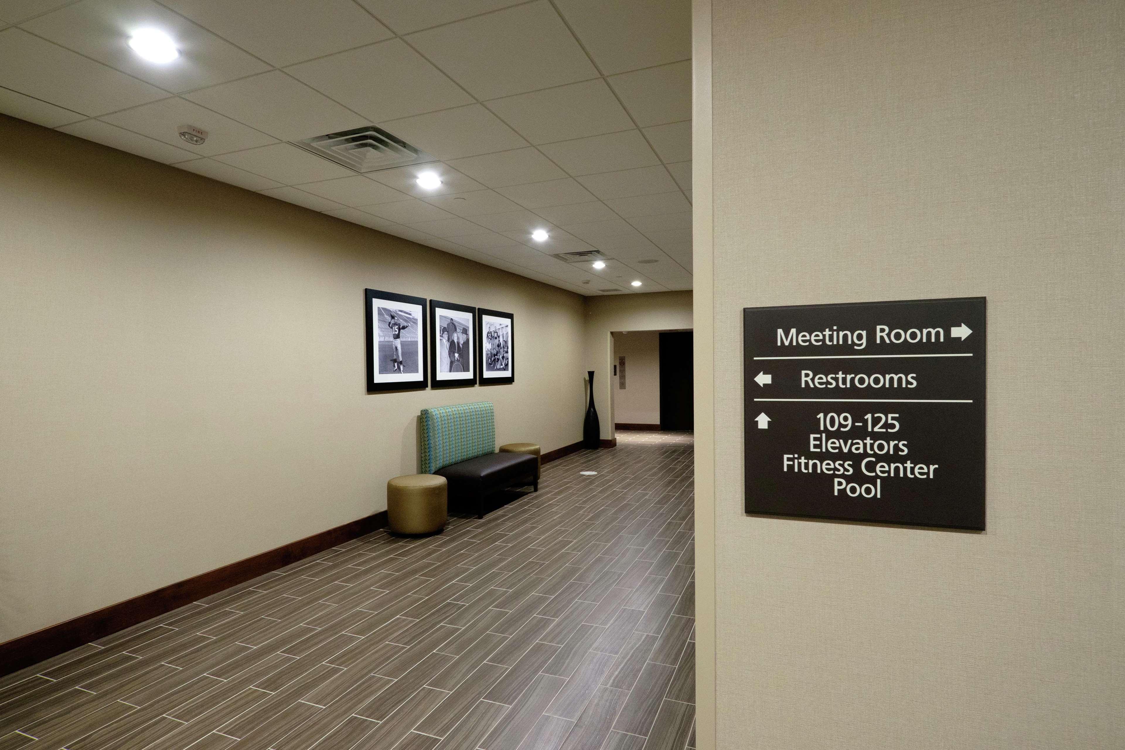 Hampton Inn Green Bay Downtown Zewnętrze zdjęcie