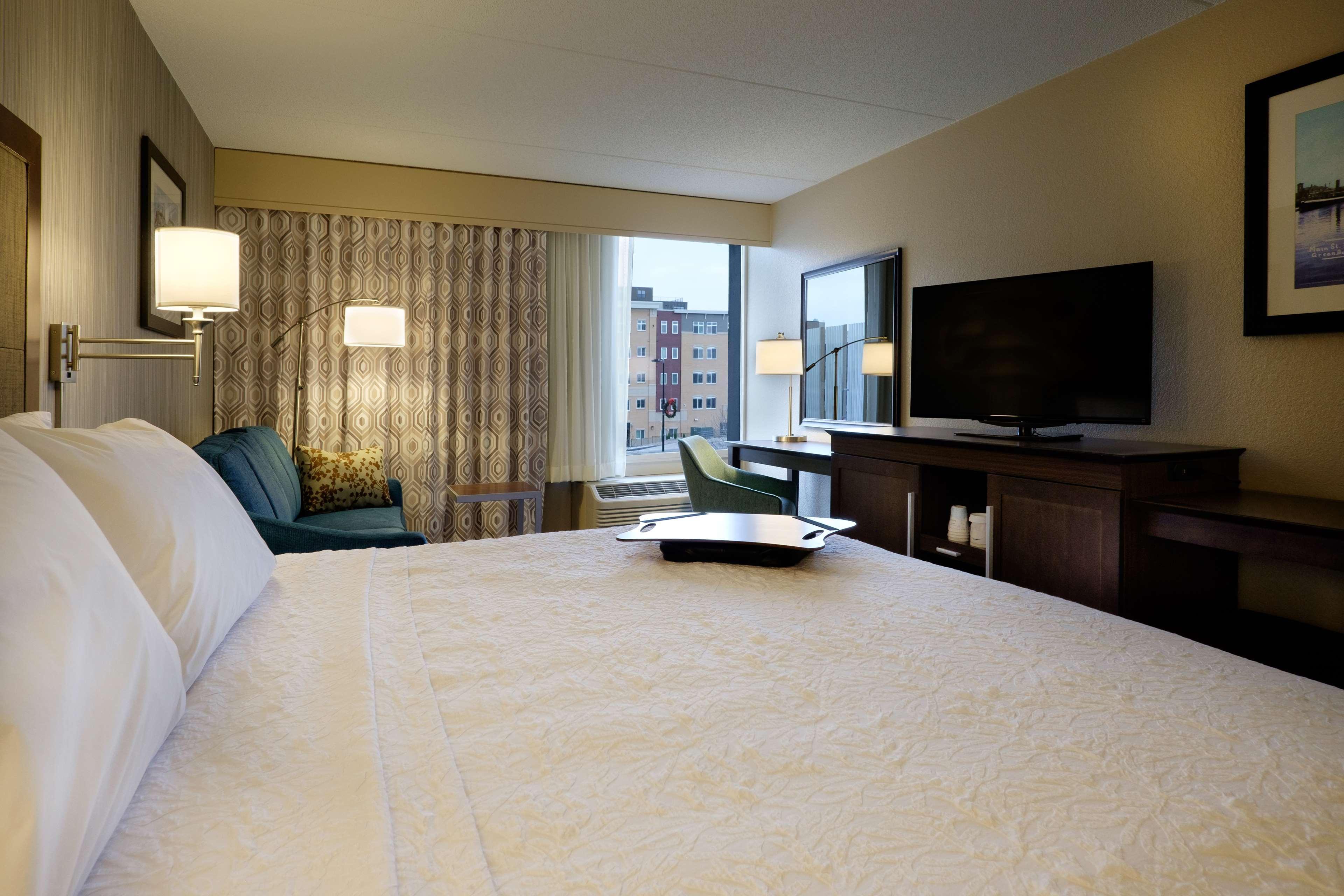 Hampton Inn Green Bay Downtown Zewnętrze zdjęcie