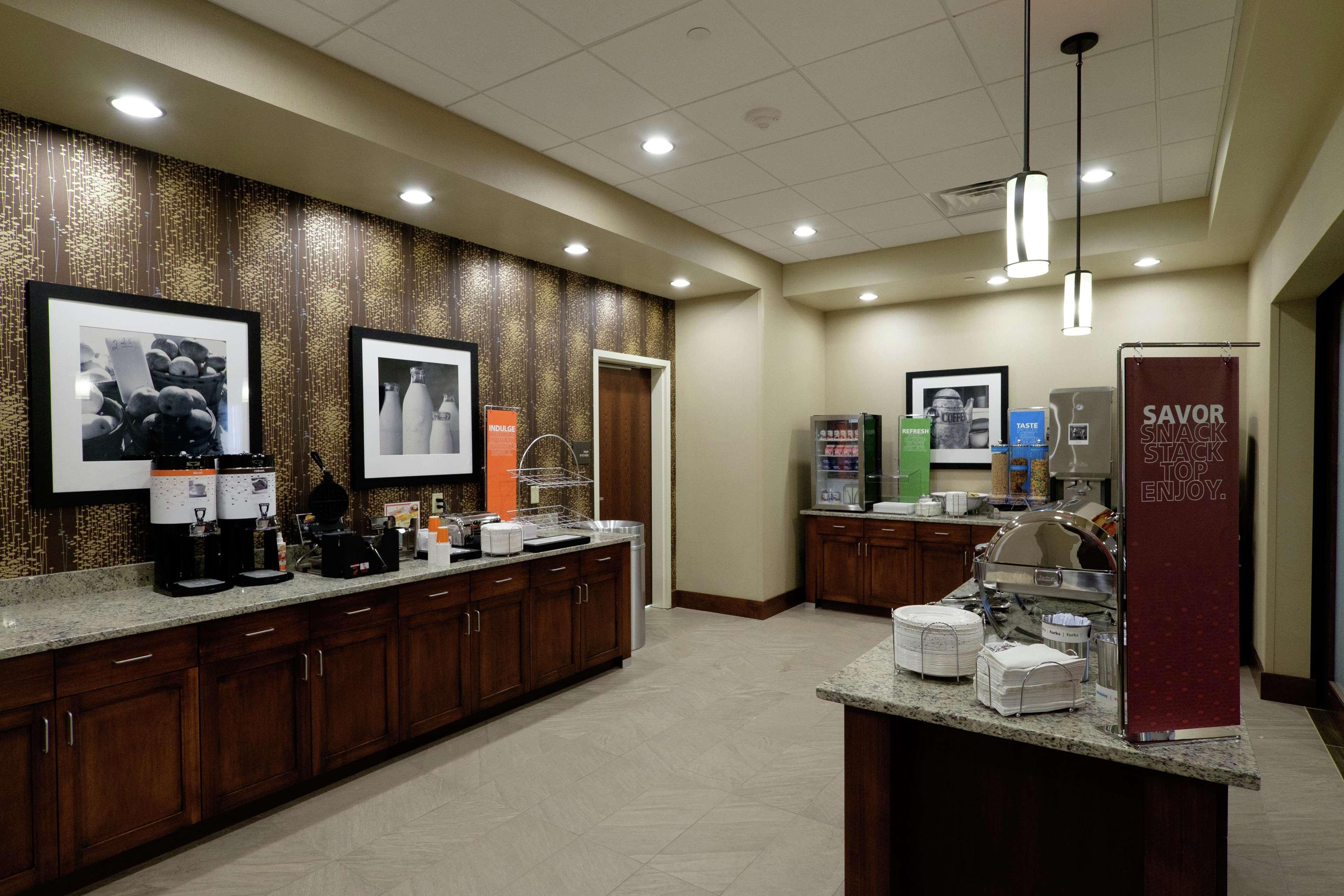 Hampton Inn Green Bay Downtown Zewnętrze zdjęcie