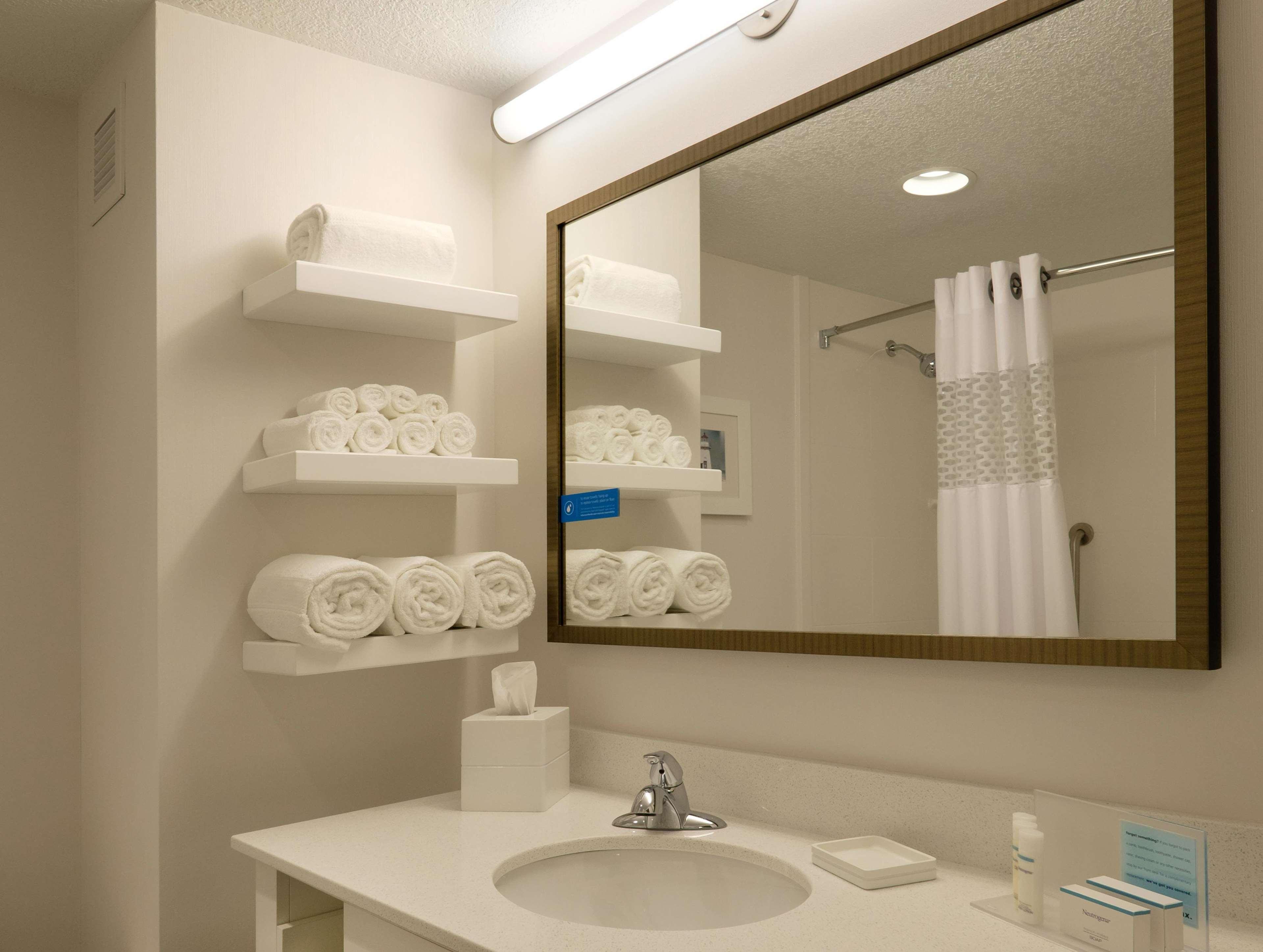 Hampton Inn Green Bay Downtown Zewnętrze zdjęcie