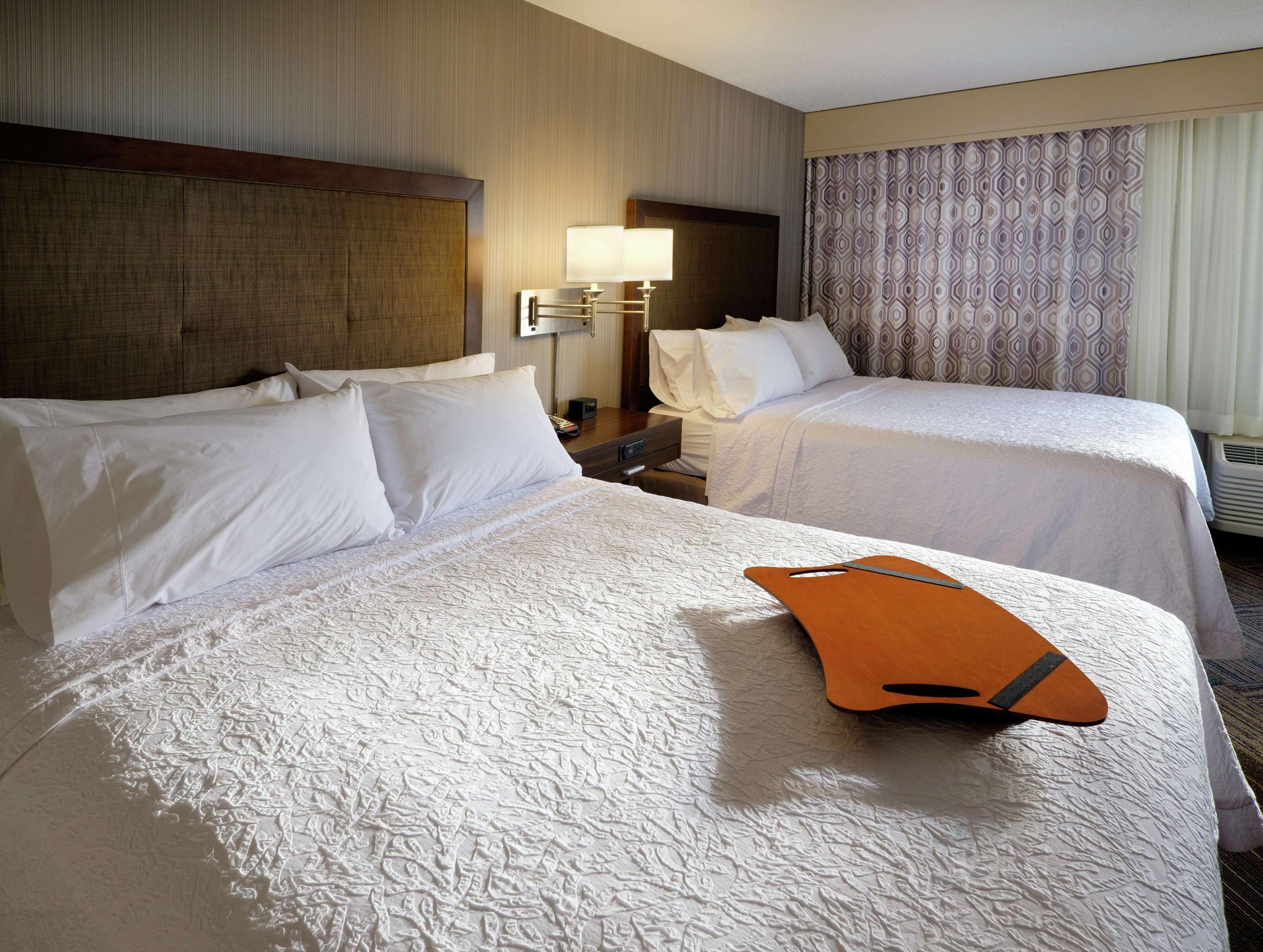 Hampton Inn Green Bay Downtown Zewnętrze zdjęcie