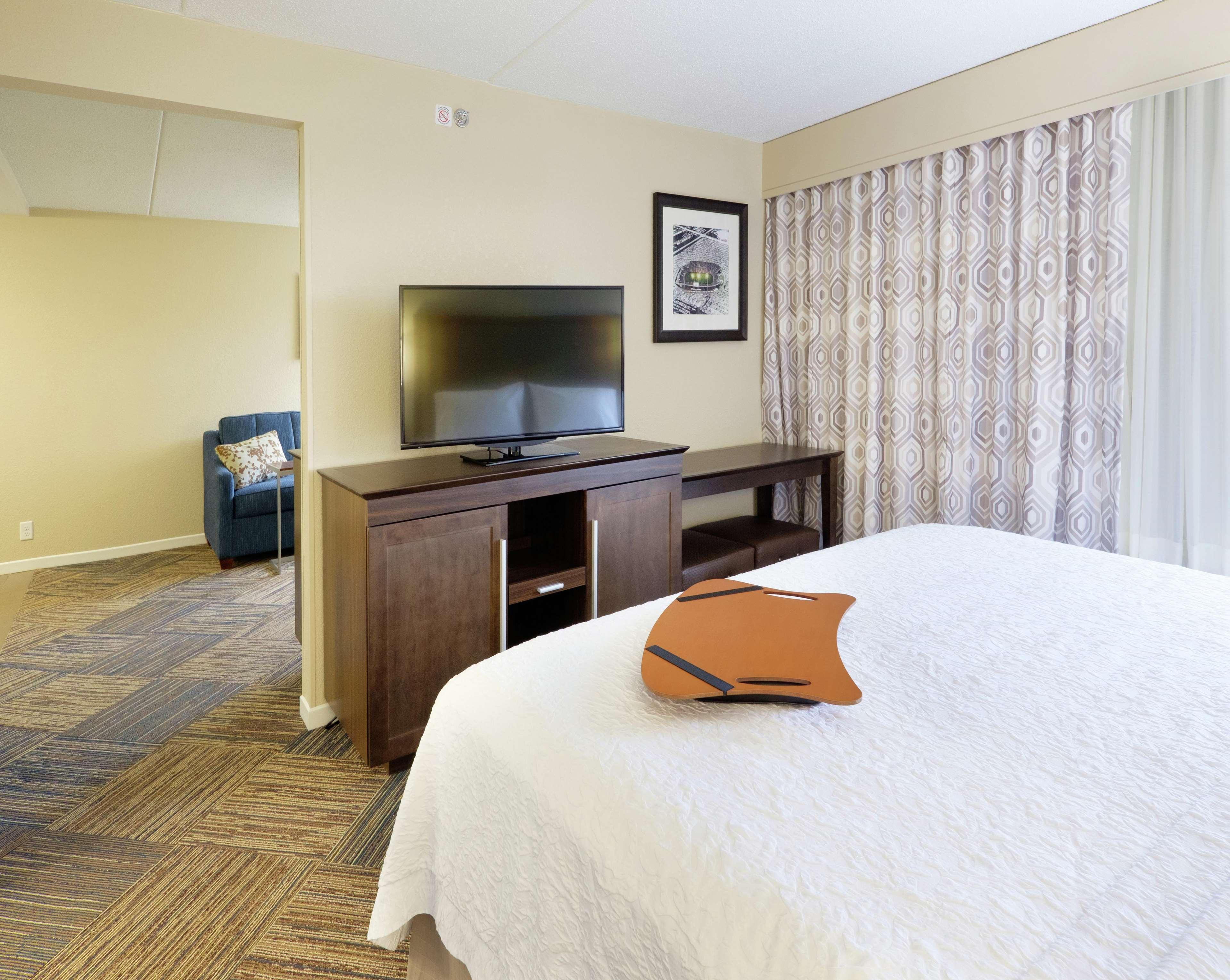 Hampton Inn Green Bay Downtown Zewnętrze zdjęcie