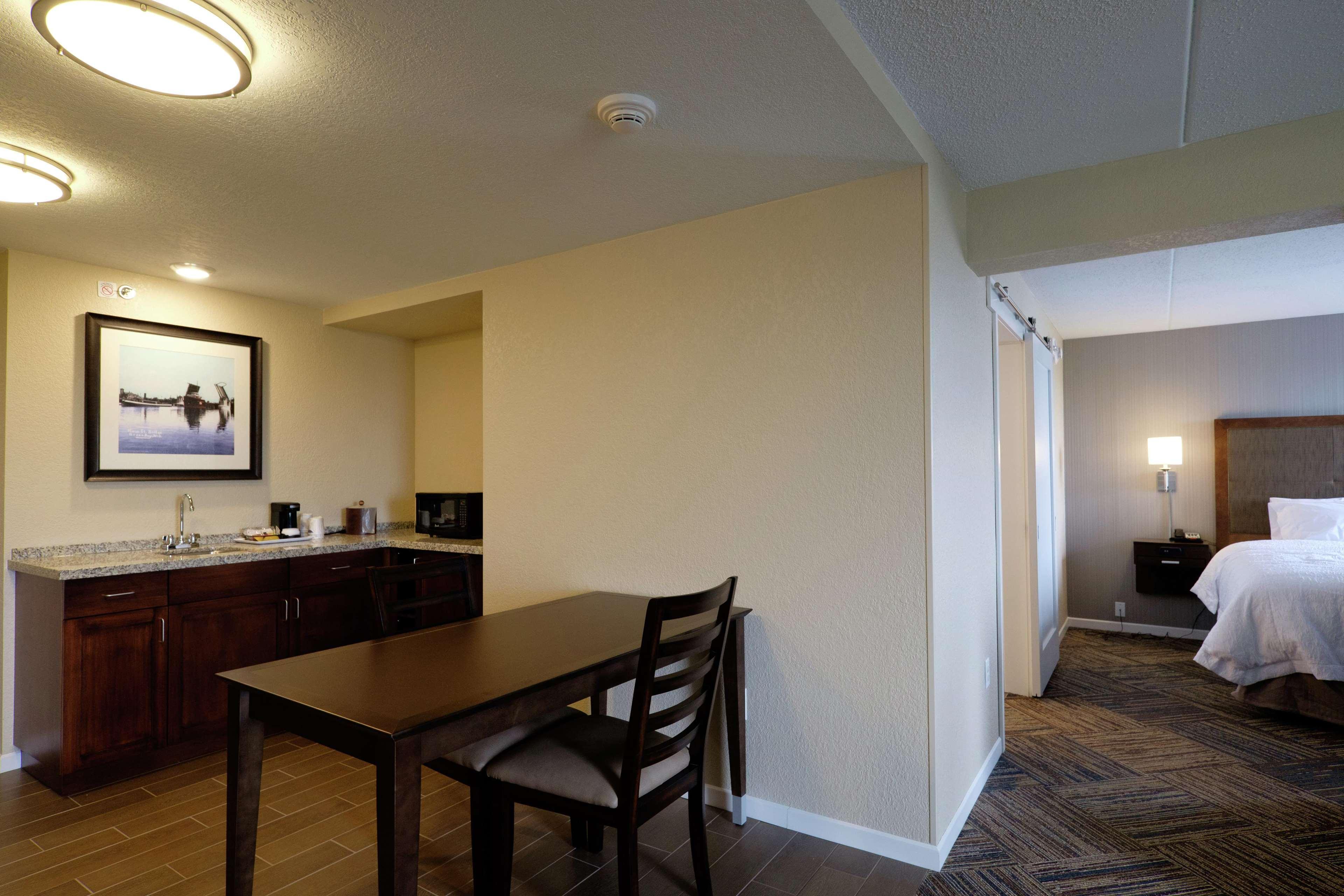 Hampton Inn Green Bay Downtown Zewnętrze zdjęcie