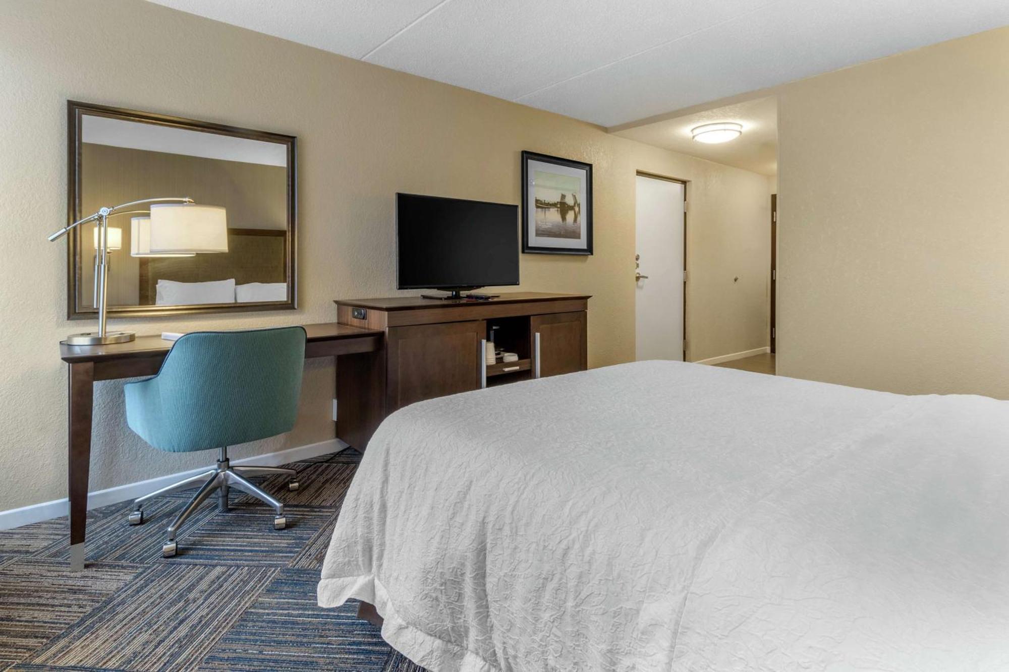 Hampton Inn Green Bay Downtown Zewnętrze zdjęcie