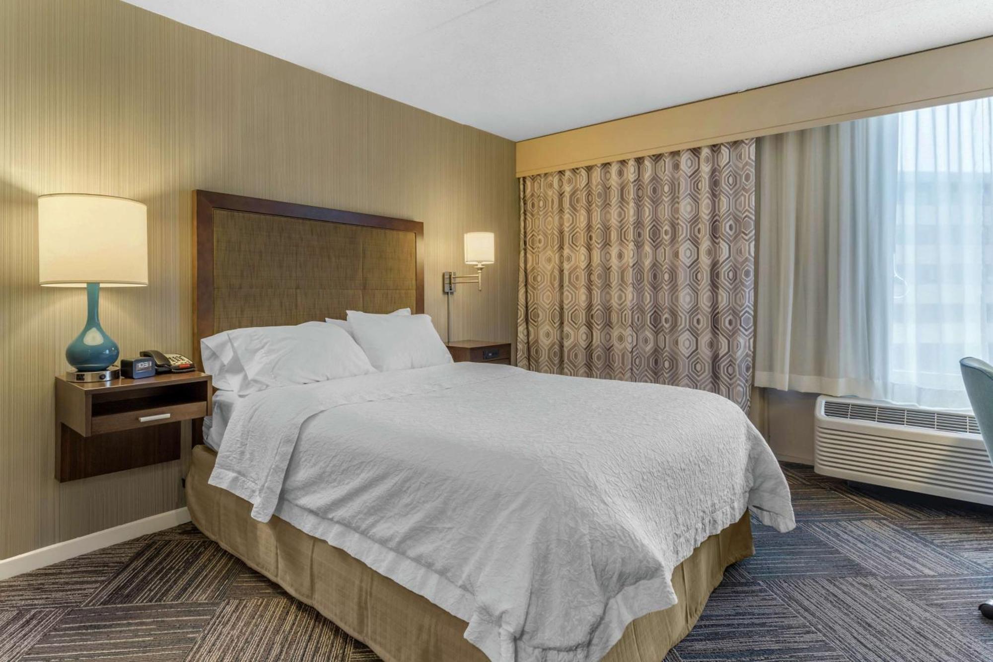 Hampton Inn Green Bay Downtown Zewnętrze zdjęcie